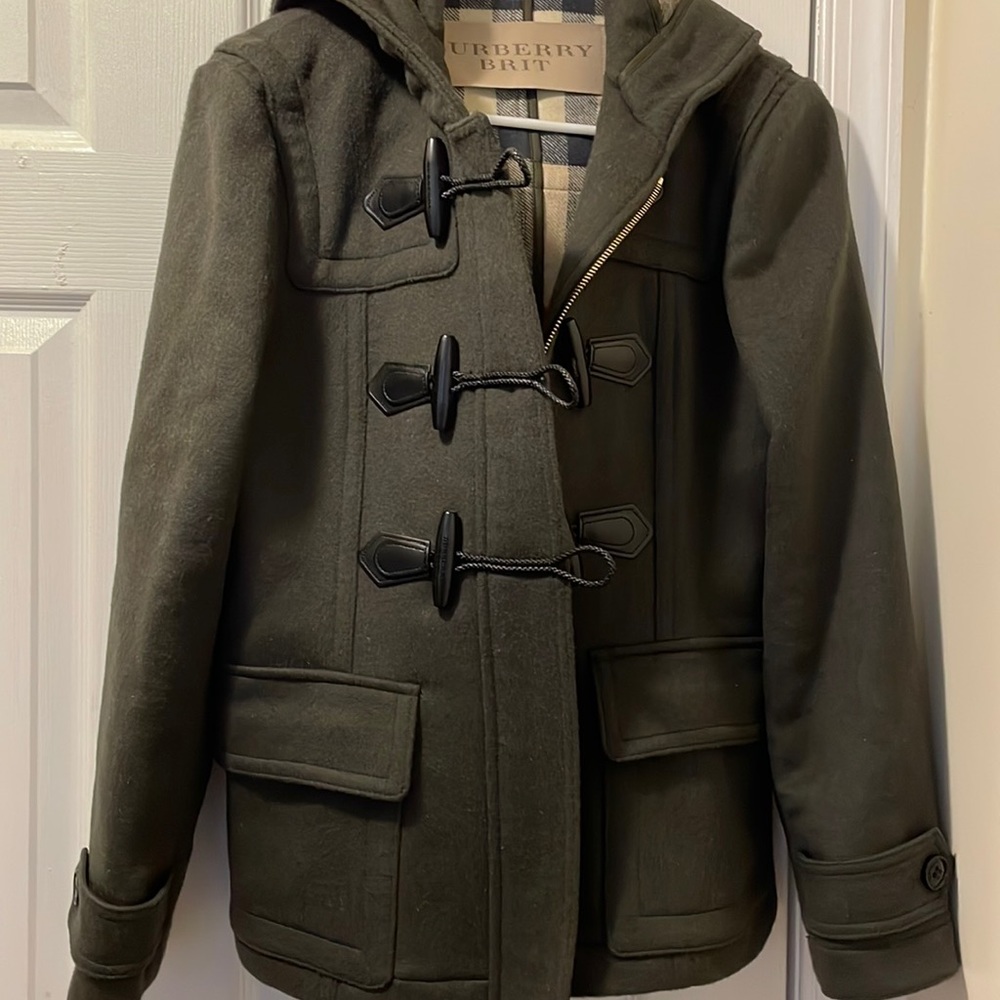 Burberry Jacket -100% Wool -Engraved Toggles. New Without Tags.